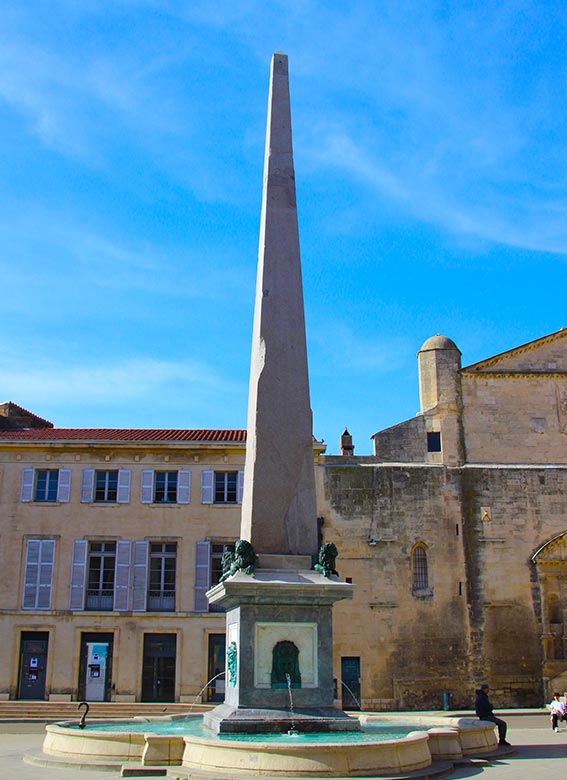 Obélisque d'Arles